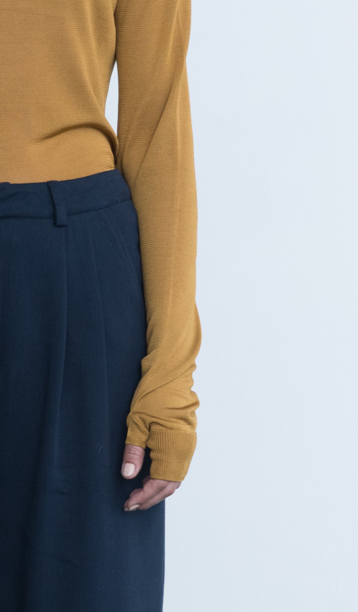 Viscose Gloved Knit in Gold 