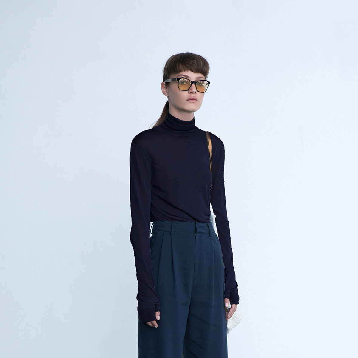 Viscose Gloved Knit in Navy 